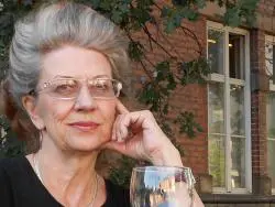 Iris Hallankukka